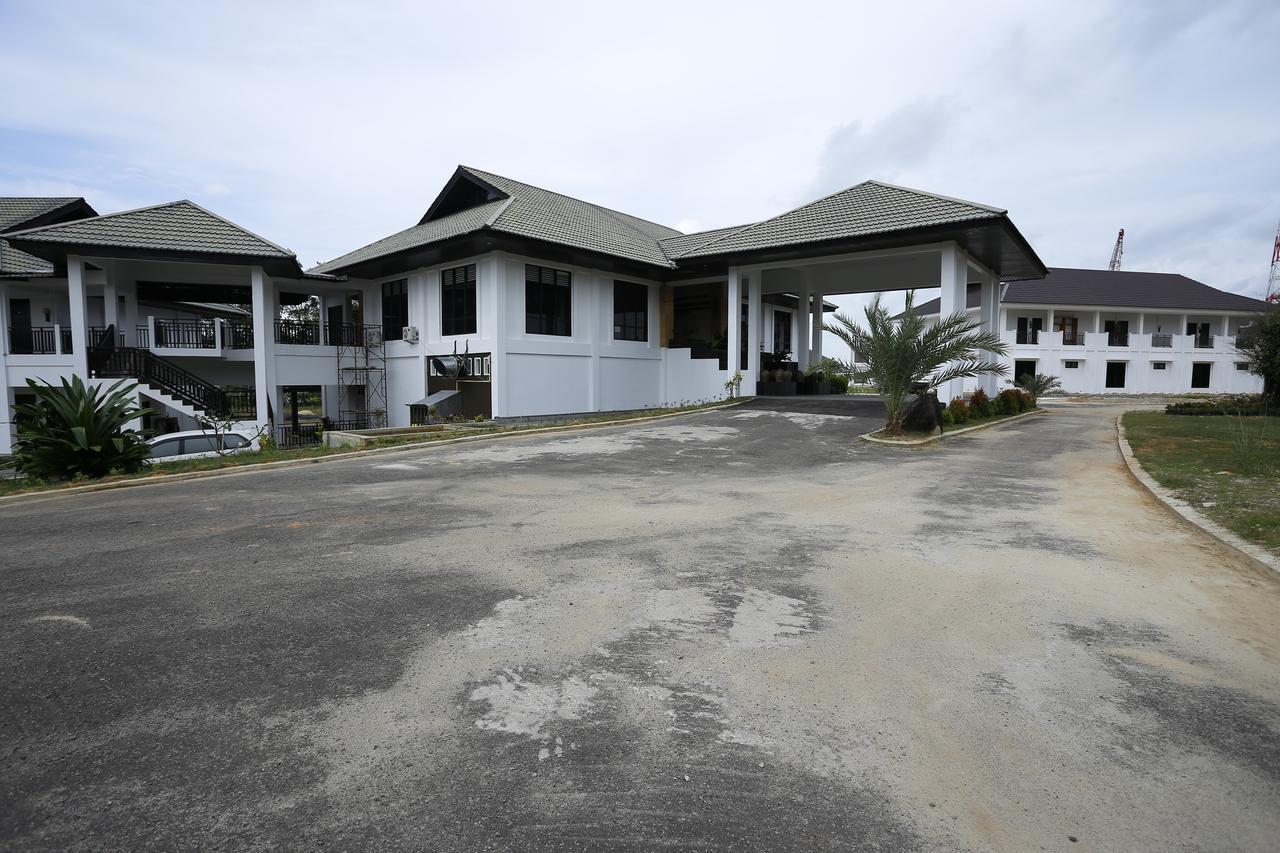 Kahyangan Resort 山口洋 外观 照片