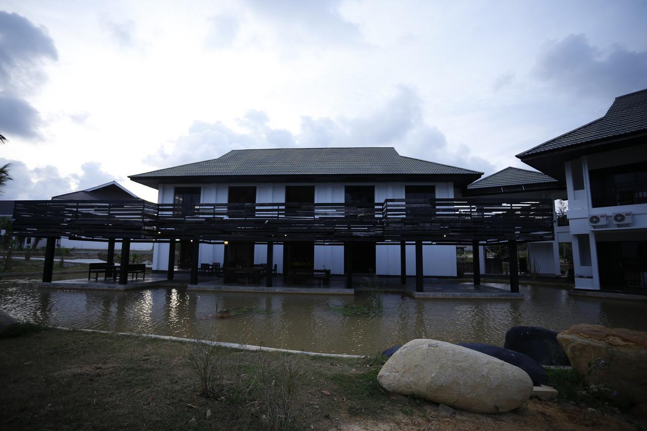 Kahyangan Resort 山口洋 外观 照片